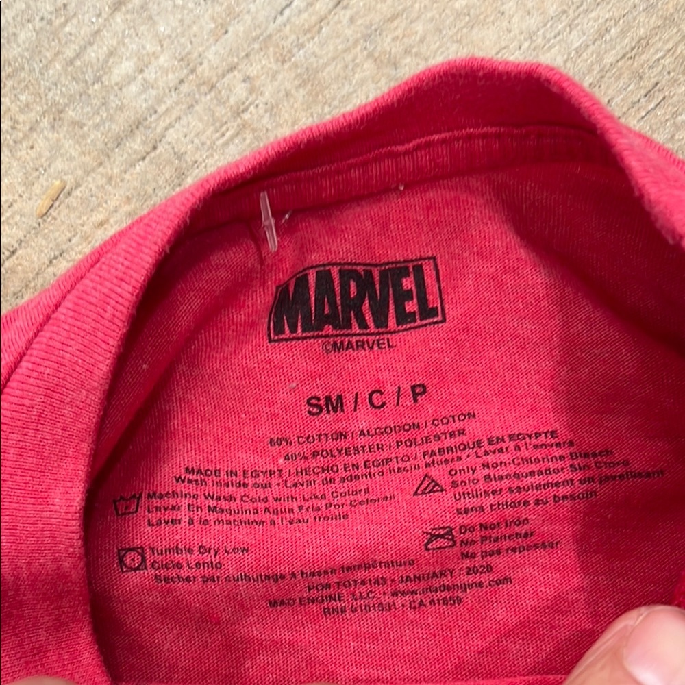 Marvel Red and Black Spider Graphic Tee Short Sleeve - Picture 2 of 3